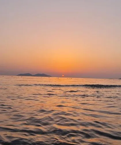 Blue Bay Front Uji Ftohte 公寓 Vlorë